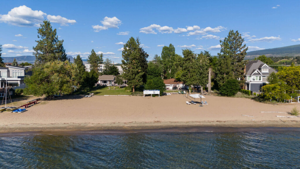 4164LakeshoreRd(24)
